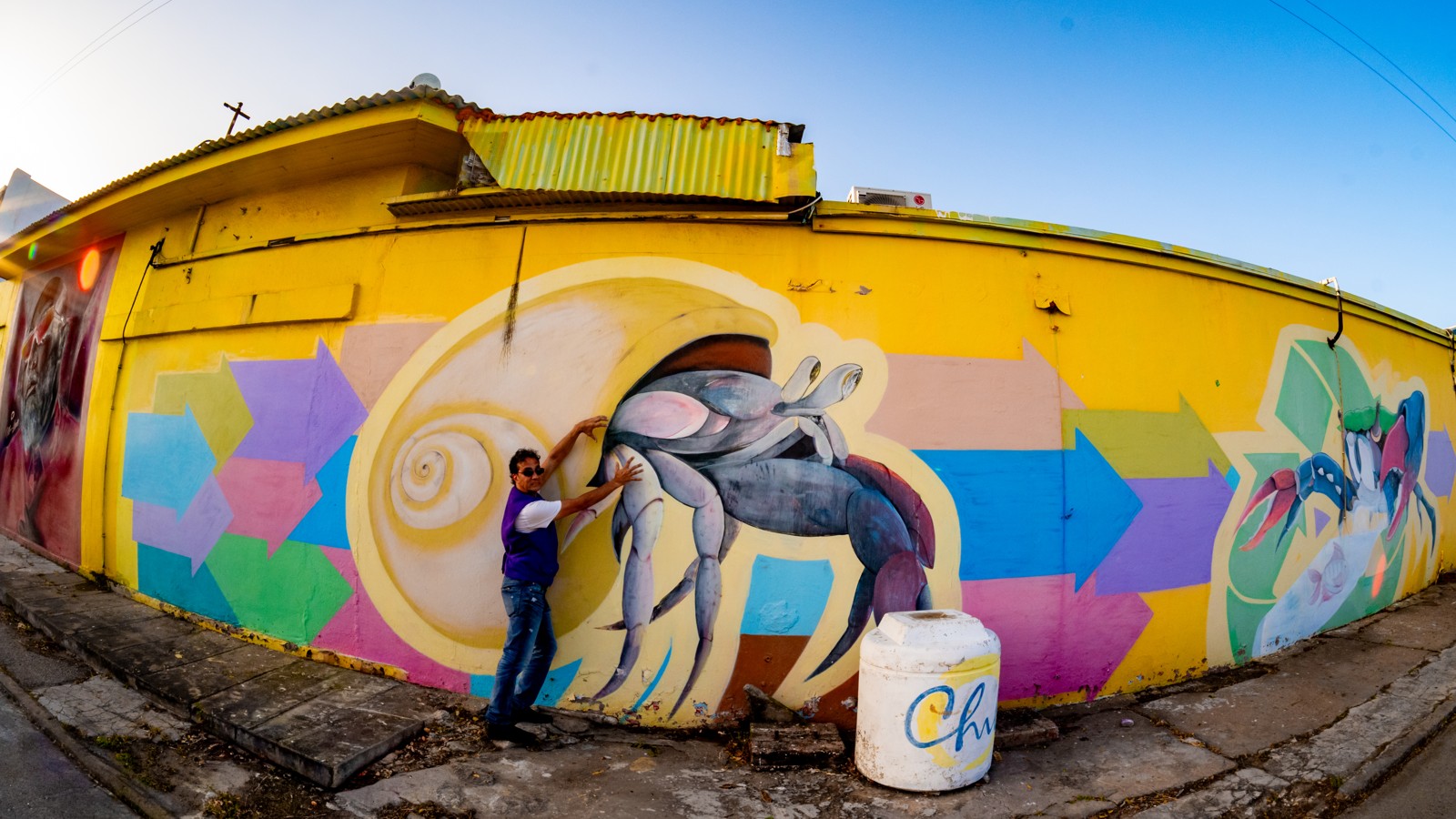 22. Aruba Street Art - Image 1