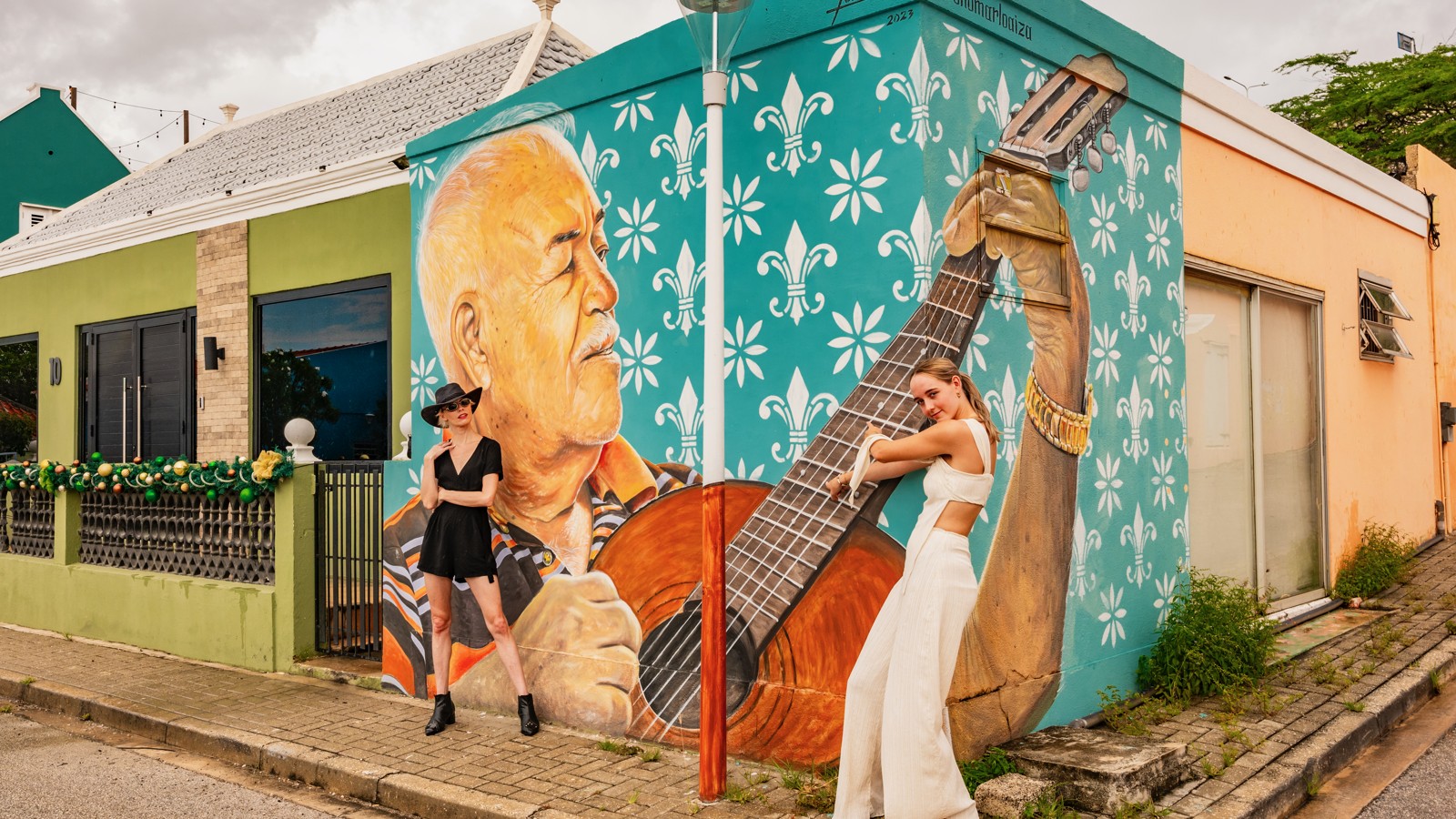 29. Curaçao Street Art - Image 1
