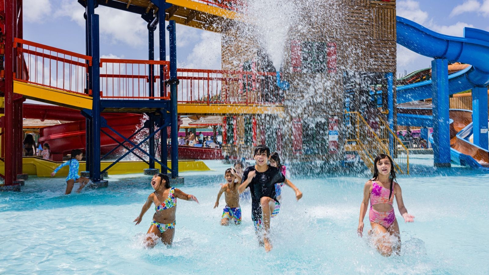 Aqua Aerobics – Holiday Inn Kids’ Pool - Image 1