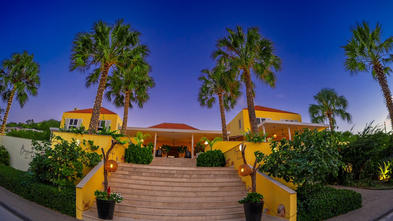 Bayside Restaurant at Blue Bay - Image 1