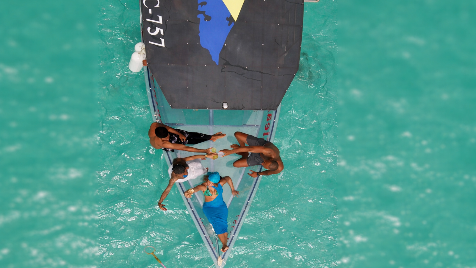 Clearboat Private Charter - Image 1