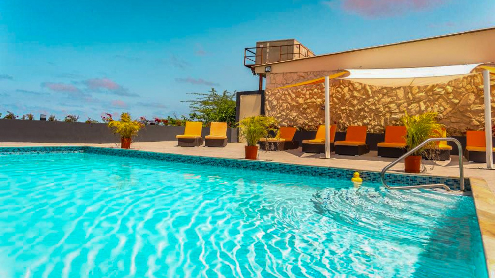 Curacao Airport Hotel - Image 1
