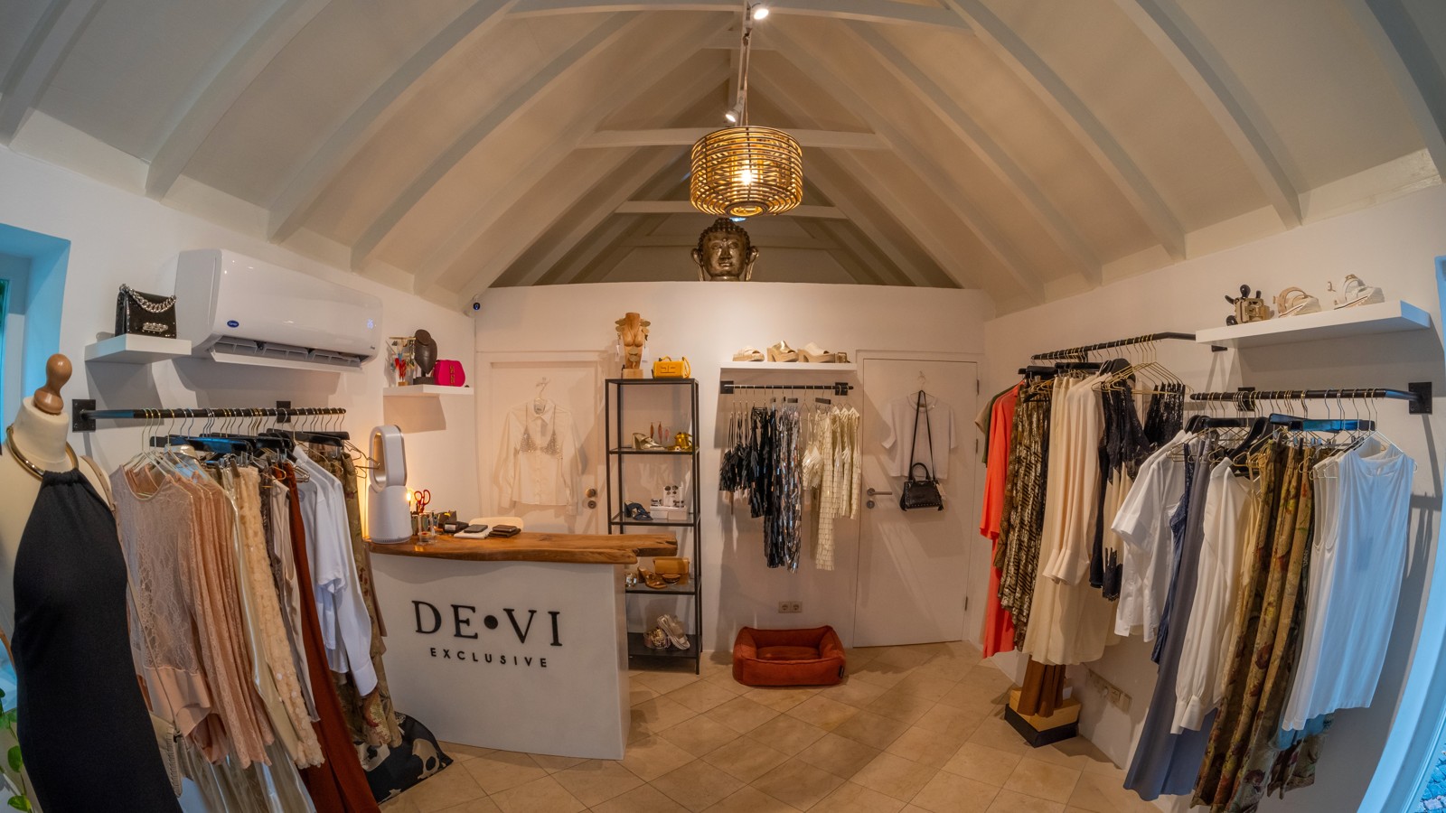 De.Vi Exclusives - Image 11