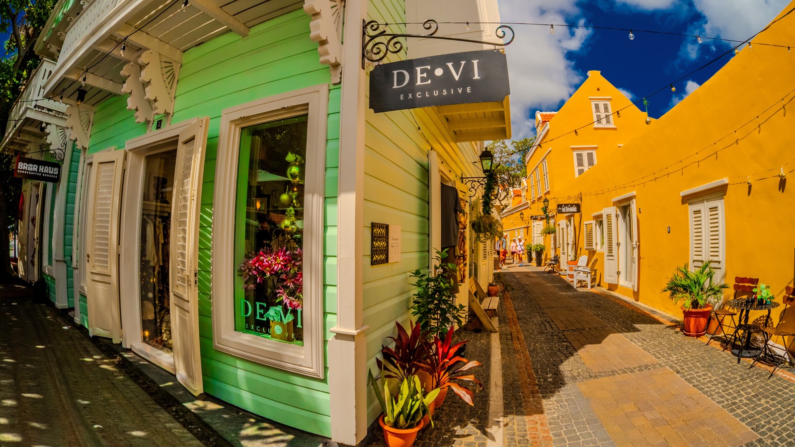 De.Vi Exclusives - Image 9