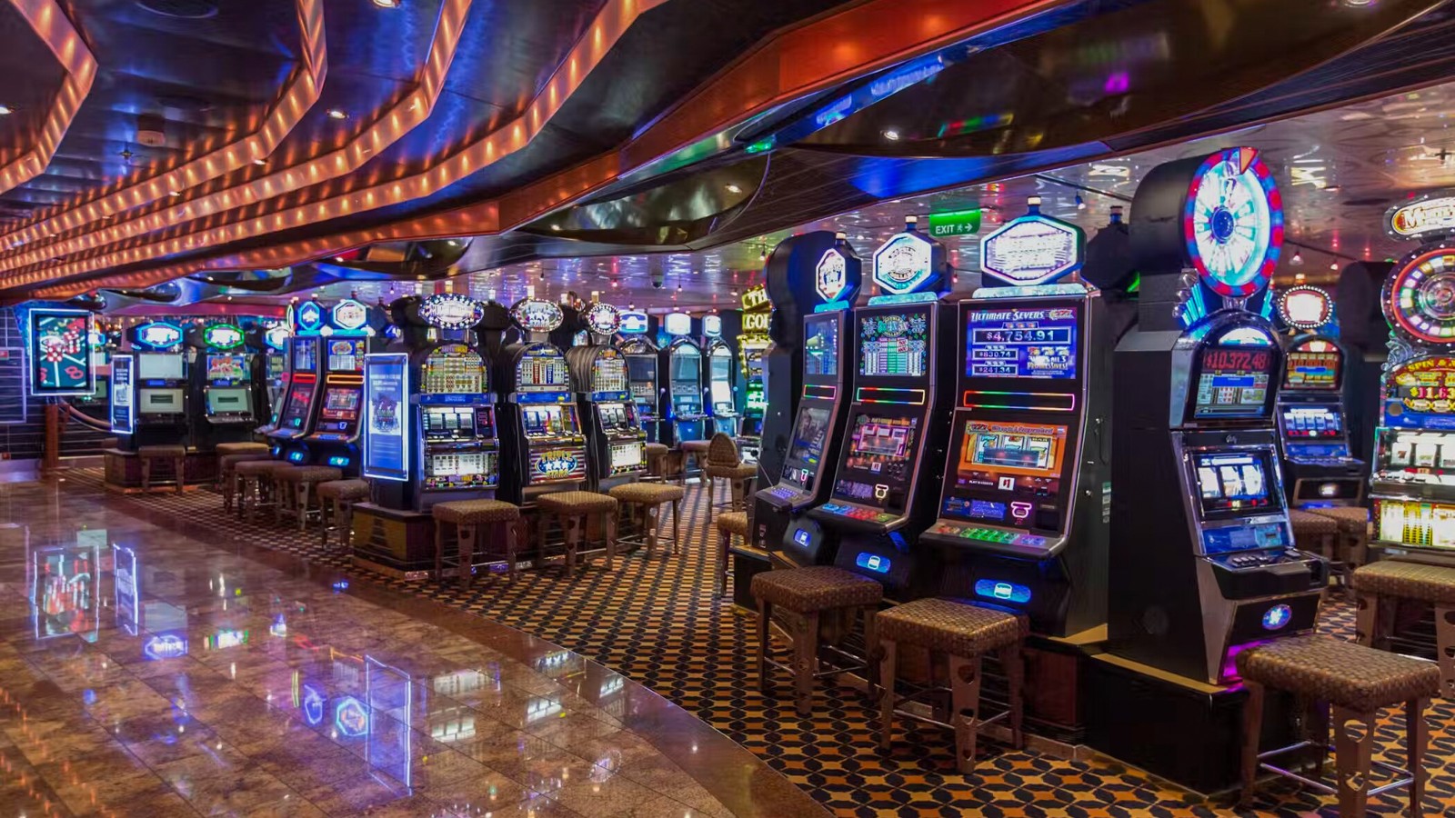 Hill Ross Casino at the Trupial Inn - Image 1
