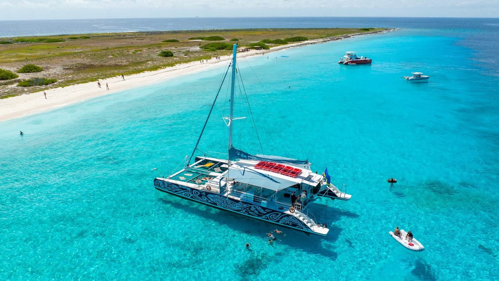 Klein Curaçao Catamaran Cruise - Image 1