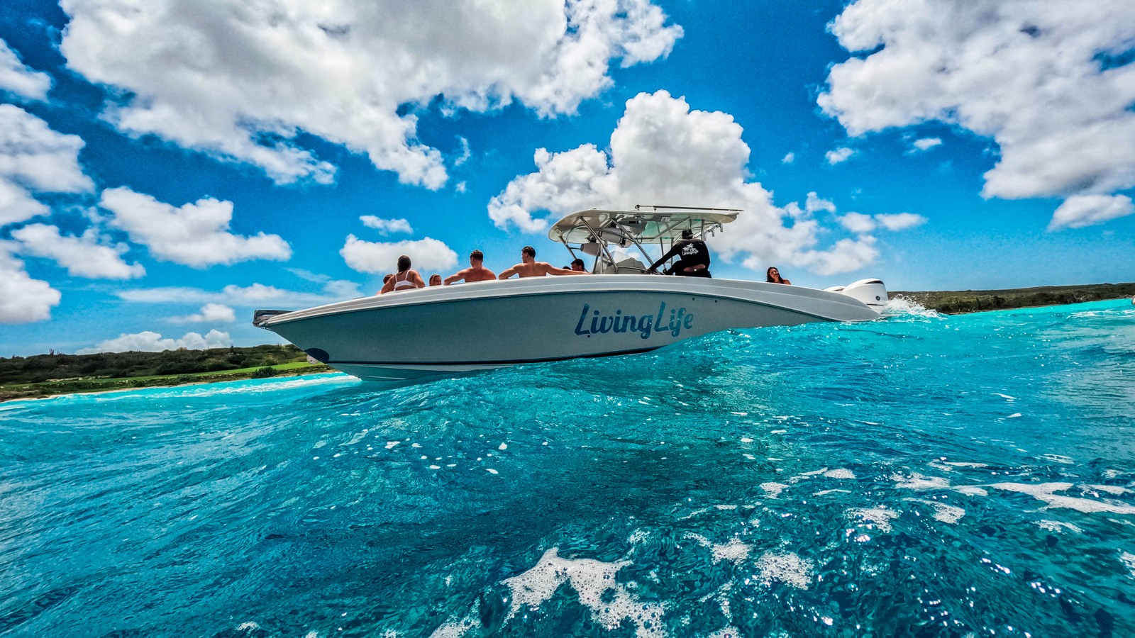 Living Life Boat Trips - Image 1