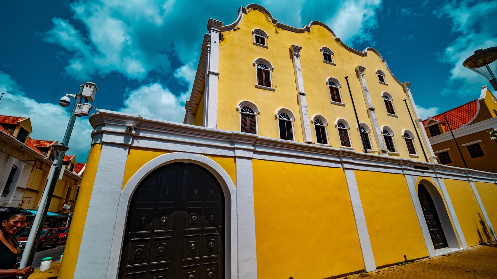 Mikve Israel-Emanuel Synagogue - Image 1
