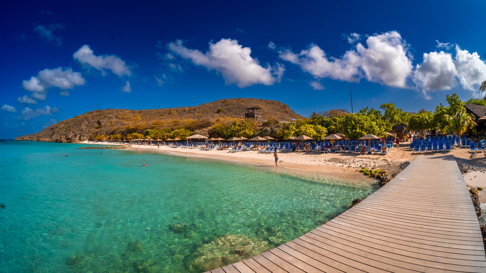 Playa Porto Mari - Image 2