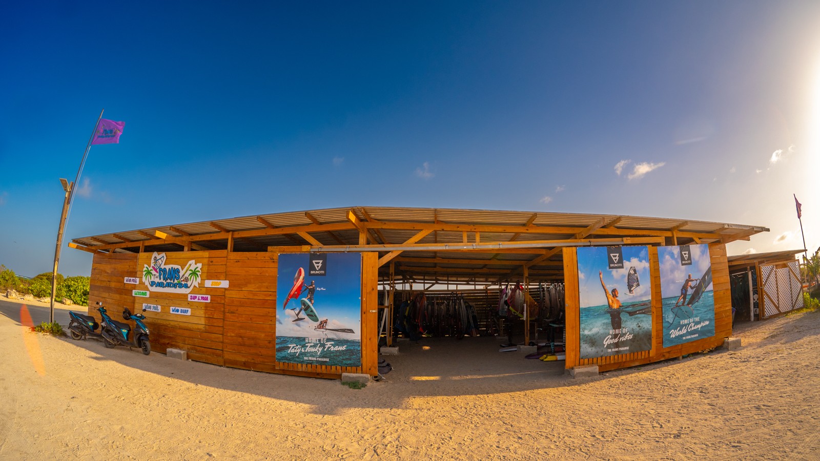 The Frans Paradise - Image 1