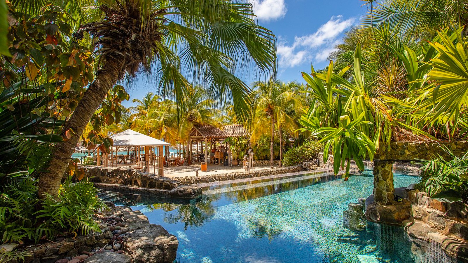 Baoase Culinary Beach Restaurant - Image 3