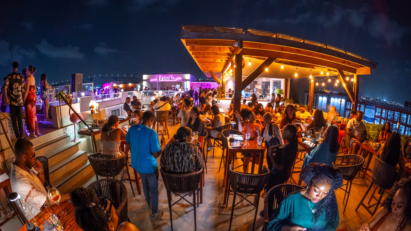 Cascada Rooftop Bar + Kitchen - Image 2
