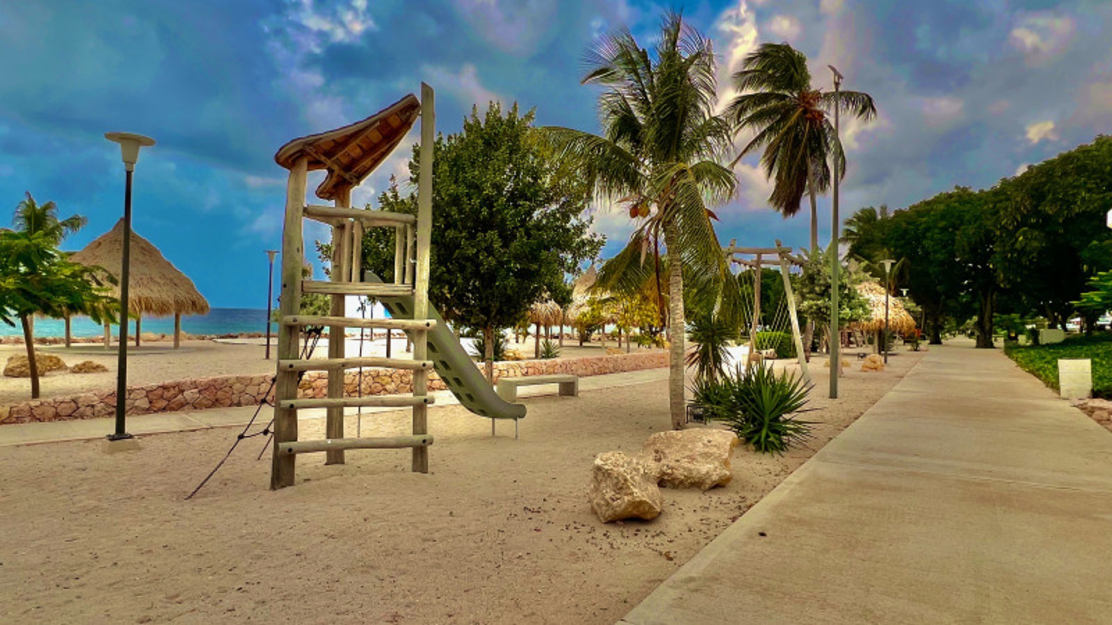 Playa Marie Pampoen - Image 2