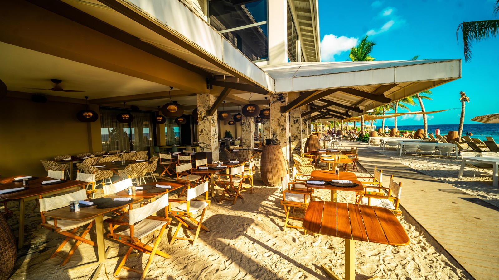 Papagayo Beach Club Restaurant - Image 2