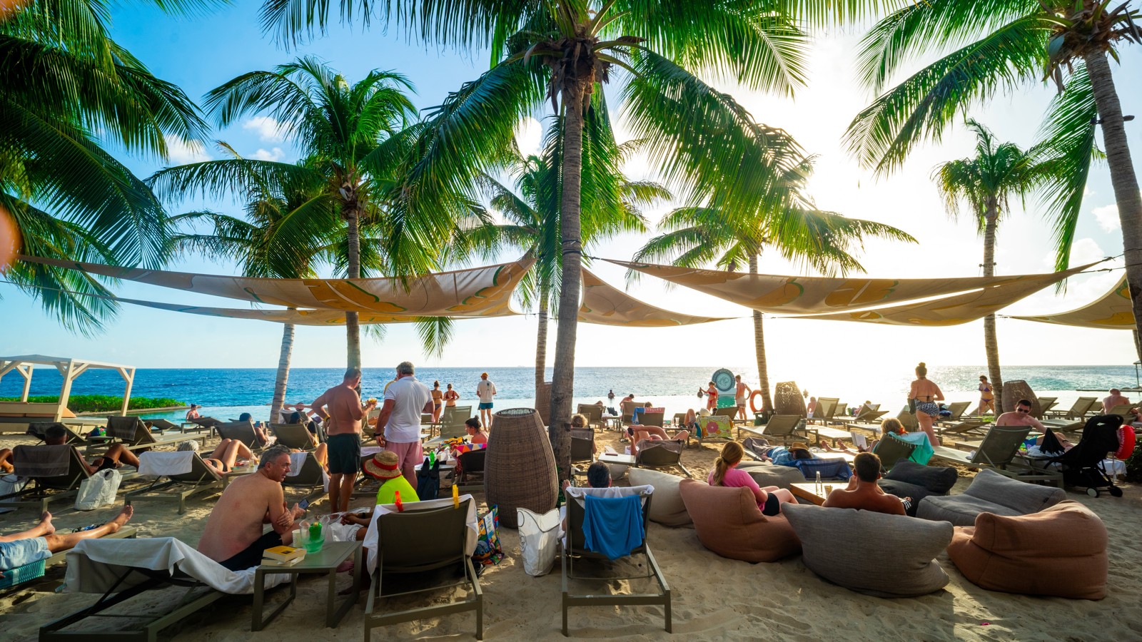 Papagayo Beach Club Restaurant - Image 3