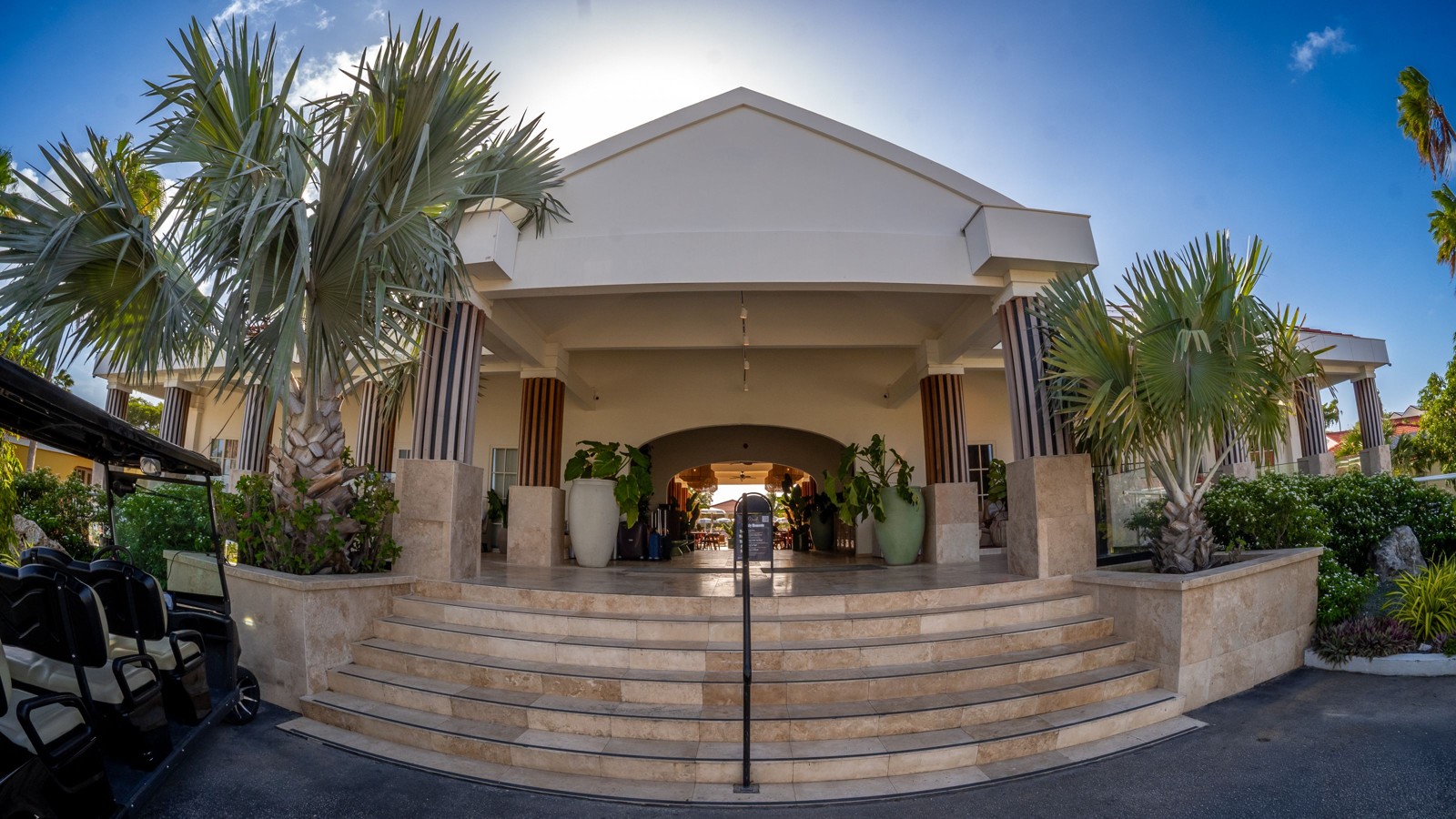 Livingstone Jan Thiel Resort - Image 2