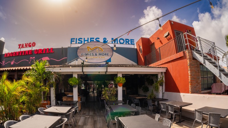 Fishes & More Aruba