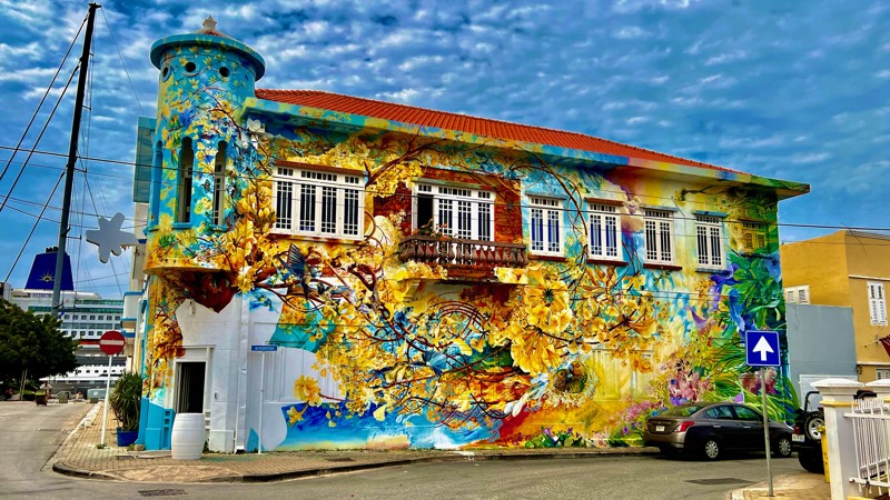 Francis Sling Art Gallery