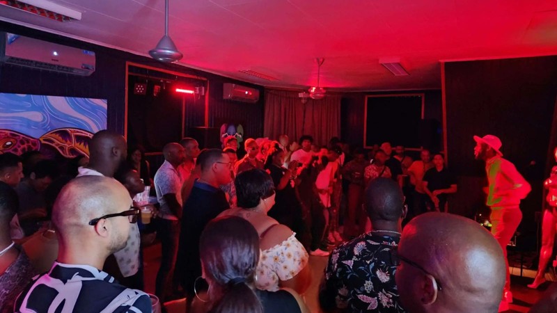 Gaze Bar & Lounge