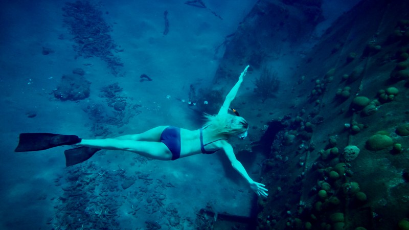 Blue Room Snorkel Boat Trip