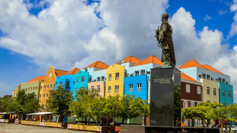 Luis Brion Statue