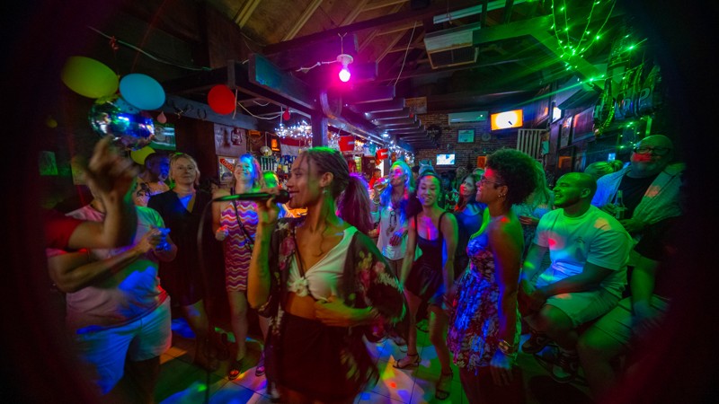 KARAOKE - Tap Maar In