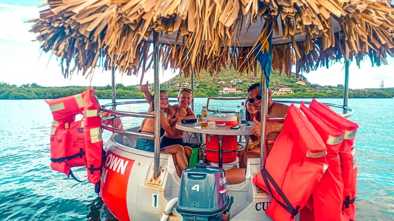 Tiki Boats Rental
