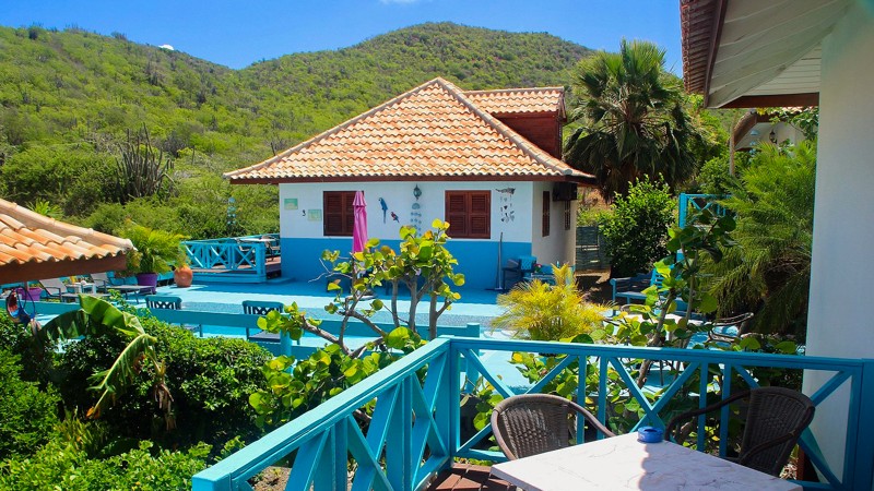 Westhill Bungalows & Diving