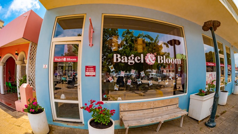 Bagel & Bloom